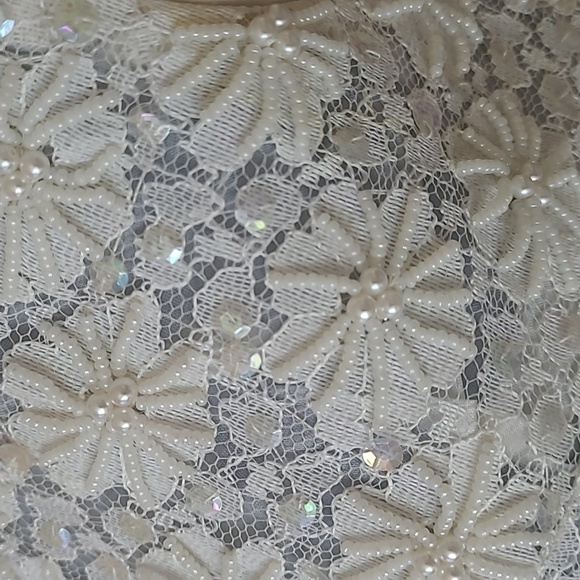 TheEverllitCo. Cashmere Angora beaded tank size 36 - Picture 2 of 11